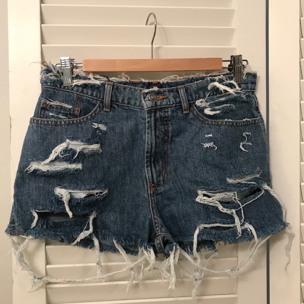 Ripped denim shorts